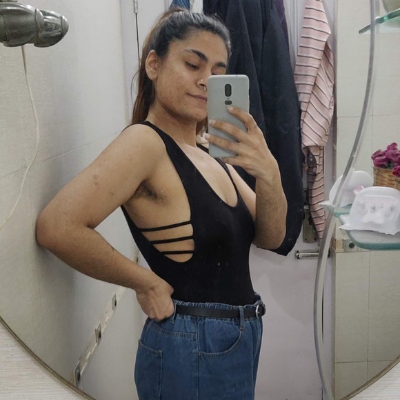 NWOT Forever21 Black Deep Armhole Bodysuit - Picture 2 of 8